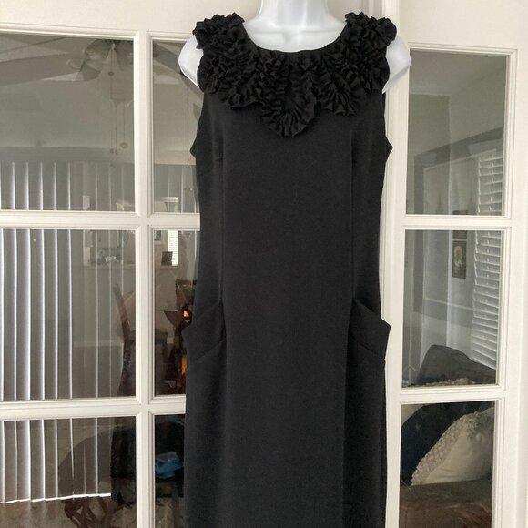 Adrienne Vittadini Black Sleeveless Knit Embossed Yolk Little Black Dress 10 - Picture 2 of 9